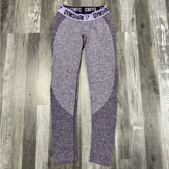 Size Small - Gymshark Dry Moisture Management Women's Purple Compression Flex - Picture 1 of 3